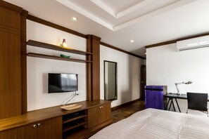 Apartment, 1 Schlafzimmer, Stadtblick | Hochwertige Bettwaren, Zimmersafe, Schreibtisch, Bügeleisen/Bügelbrett