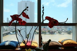 Condo, 1 quarto, vista para o rio, de frente para o mar | Vista do quarto