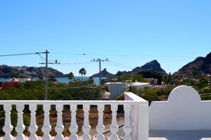 Departamento Confort, 1 habitación, vista al océano, frente al mar | Terraza o patio