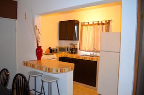 Comfort Apartment, 1 Bedroom, Ocean View, Sea Facing | Private kitchen