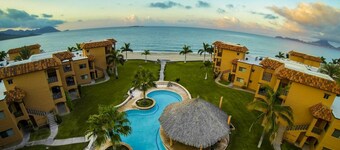 Las Glorias LG307 3 Bedroom Apartment By Seaside San Carlos