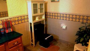 Appartamento Comfort, 1 camera da letto | Bagno | Doccia, asciugamani