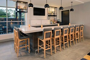 Bar (on property) - Hyatt House Irvine/John Wayne Airport (Irvine)