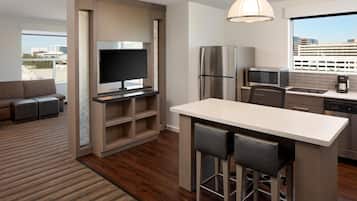 Allergikerbettwaren, Daunenbettdecken, Pillowtop-Betten, Schreibtisch