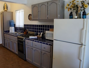 Comfort Apartment, 1 Bedroom, Ocean View, Sea Facing | Private kitchen | Fridge, microwave, coffee/tea maker