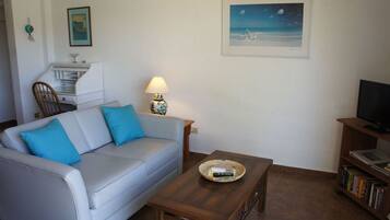 Departamento Confort, 1 habitación, vista al océano, frente al mar | Sala de estar