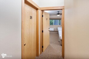 Basic Room, 2 Queen Beds