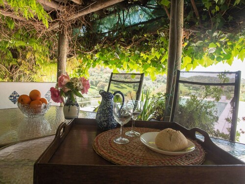 Your Montemor-o-Novo Mansion Escape