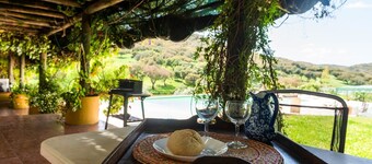 Farmhouse in Montemor near Forest and Lake