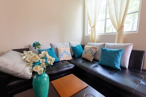 Family Apartment, 2 Bedrooms, Kitchen, Ground Floor | Living area