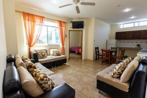 Family Apartment, 2 Bedrooms, Kitchen, Tower | Living area