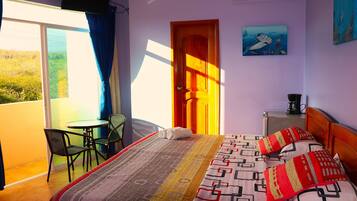 Quarto casal ou duplo panorâmico, 1 quarto, sacada, vista para a montanha | Vista do quarto