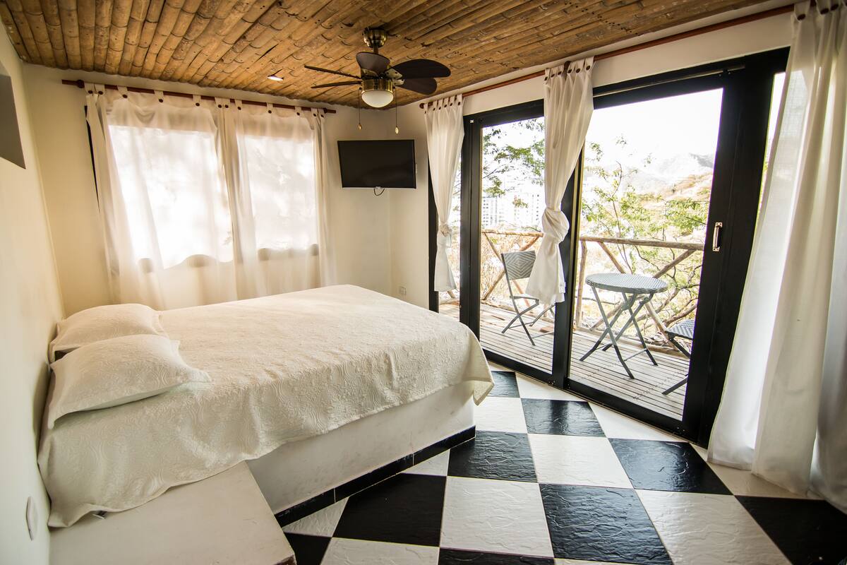 Chambre Double | Minibar, coffres-forts dans les chambres, lits pliants/supplémentaires