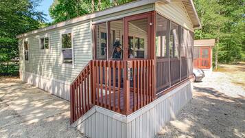 Premium Cottage, 2 Bedrooms (No Linens provided) | Terrace/patio
