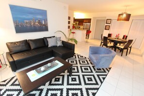Two-Bedroom Apartment with Balcony - 18