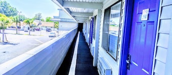 Budget Inn Motel