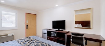 Budget Inn Corcoran Near Tulare CA 43