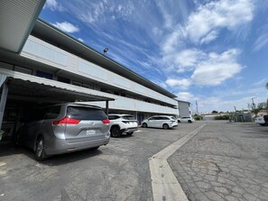 Free self parking
