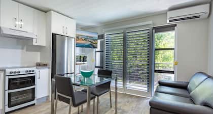 Hamilton on Beaumont