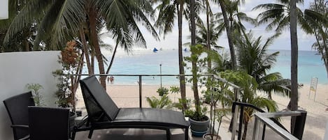 Deluxe Double Room, Beach View, Beachfront | Balcony