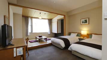 Desk, free WiFi, bed sheets