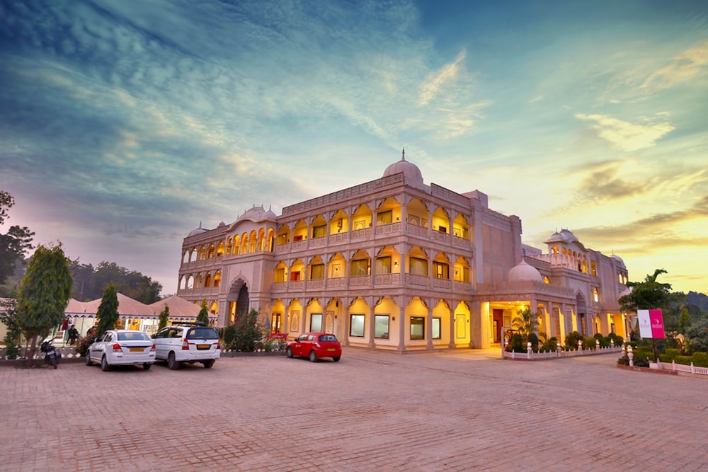 Regenta Resort Vanya Mahal, Luxury Resort in Ranthambore image