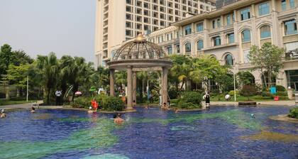 Longjiang Country Garden Phoenix Hotel