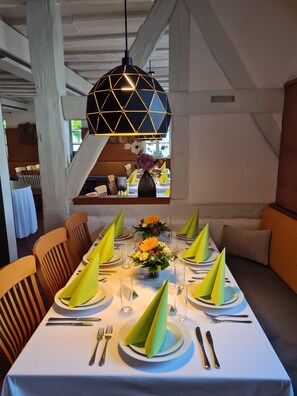 저녁 식사 제공, 그리스 요리