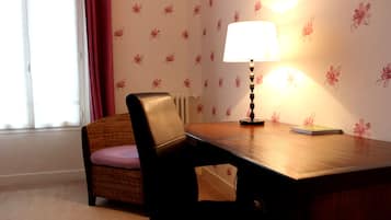 Standard Double Room | Room amenity