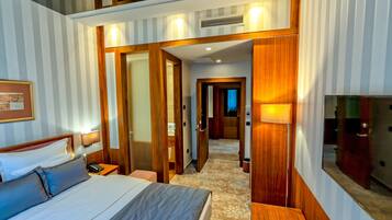 Standard Double Room, Garden View | Frette Italian sheets, premium bedding, Tempur-Pedic beds, minibar
