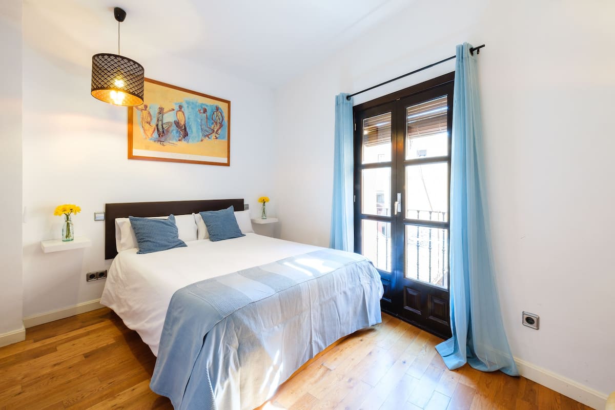 Alloggio Exclusive su due livelli, letti multipli, cucina, vista città | 1 camera, biancheria in cotone egiziano