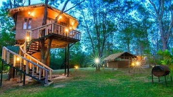 Front of property – evening/night