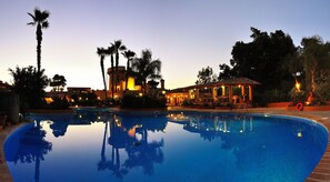 Seasonal outdoor pool