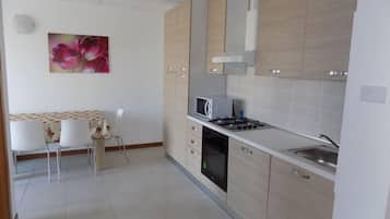 Deluxe-Zimmer, 1 Schlafzimmer | Eigene Küche