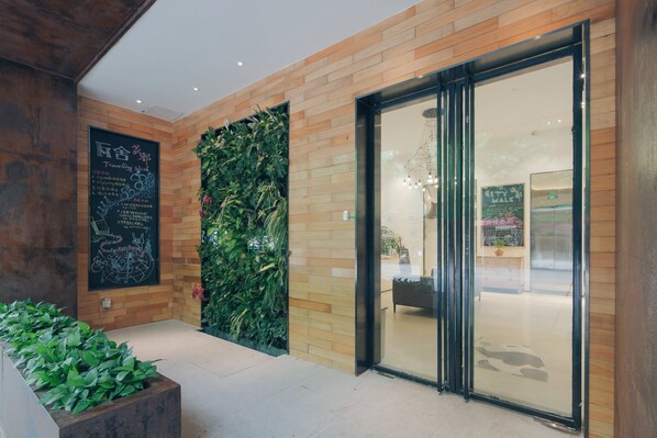 Fachada de la propiedad