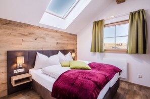 Peralatan tempat tidur hipoalergenik, Wi-fi percuma, cadar katil 