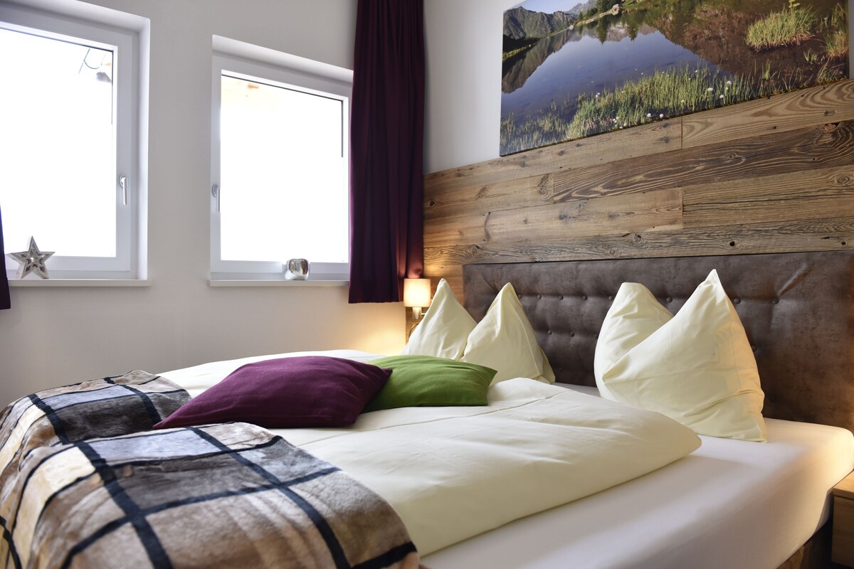 Apartment Biosphere Panorama | Cribs (surcharge), WiFi (free), bed sheets