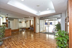 Interior entrance - Hotel Rusadir (Melilla)