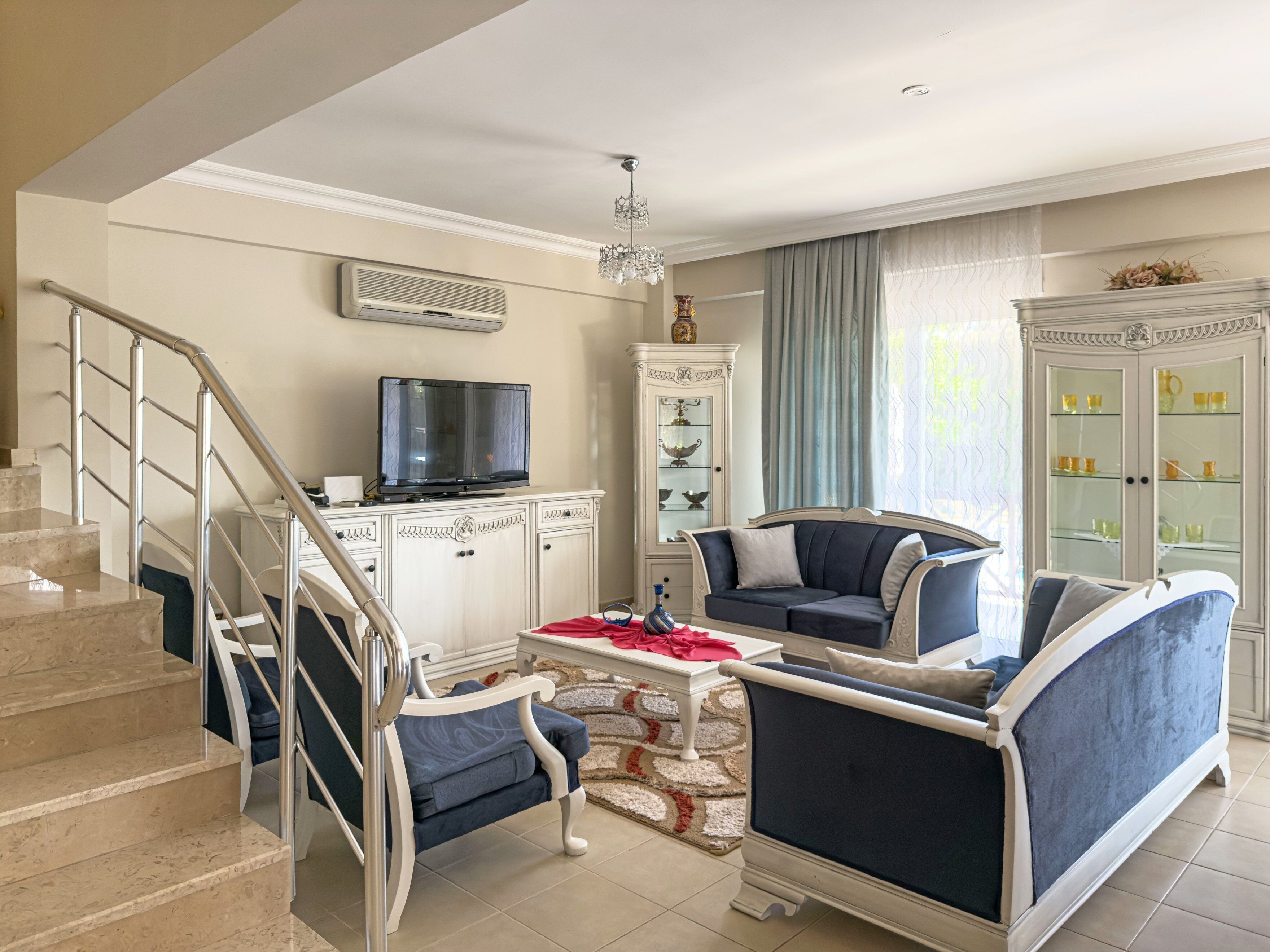 1 habitación, ropa de cama de alta calidad y escritorio 