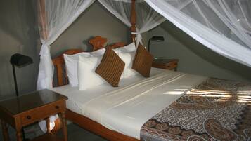 Quarto casal standard | 1 quarto, cofres nos quartos, individualmente decorados