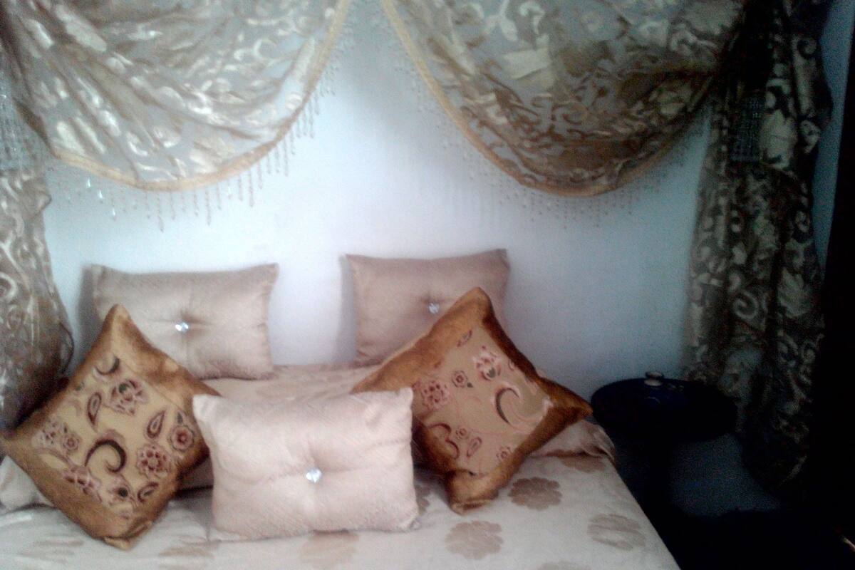 Dreibettzimmer (Zahia)