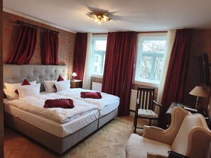 Doppelzimmer - Small & Cosy | Biancheria da letto di alta qualità, una cassaforte in camera