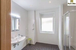 Équipements de salle de bain