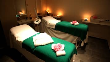 Couples treatment room(s), sauna, hot tub, steam room, body treatments