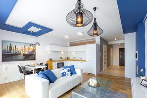 Premium bedding, individually decorated, individually furnished, desk - FriendHouse Apartments - Kazimierz (Kraków)