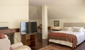 In-room safe, individually decorated, individually furnished