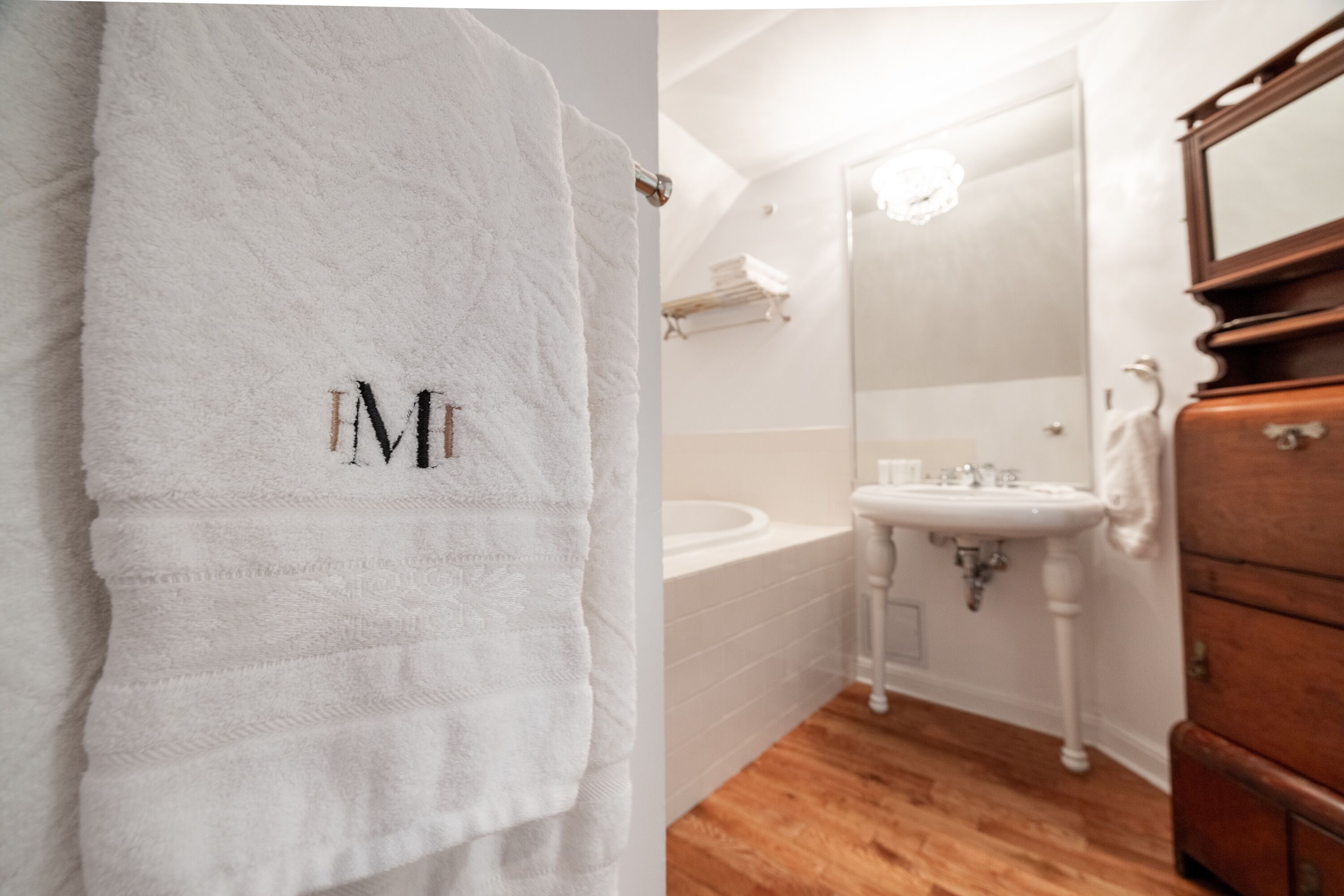 room, multiple beds (sir william whiteway) | bathroom | shower, free toiletries, hair dryer, towels