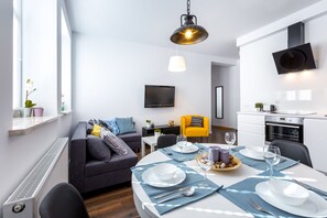 Apartment, 1 Bedroom (  2  ) | In-room dining - Friendhouse Apartments - Train Station Area (Kraków)