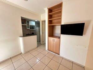 APT 131 | Interior