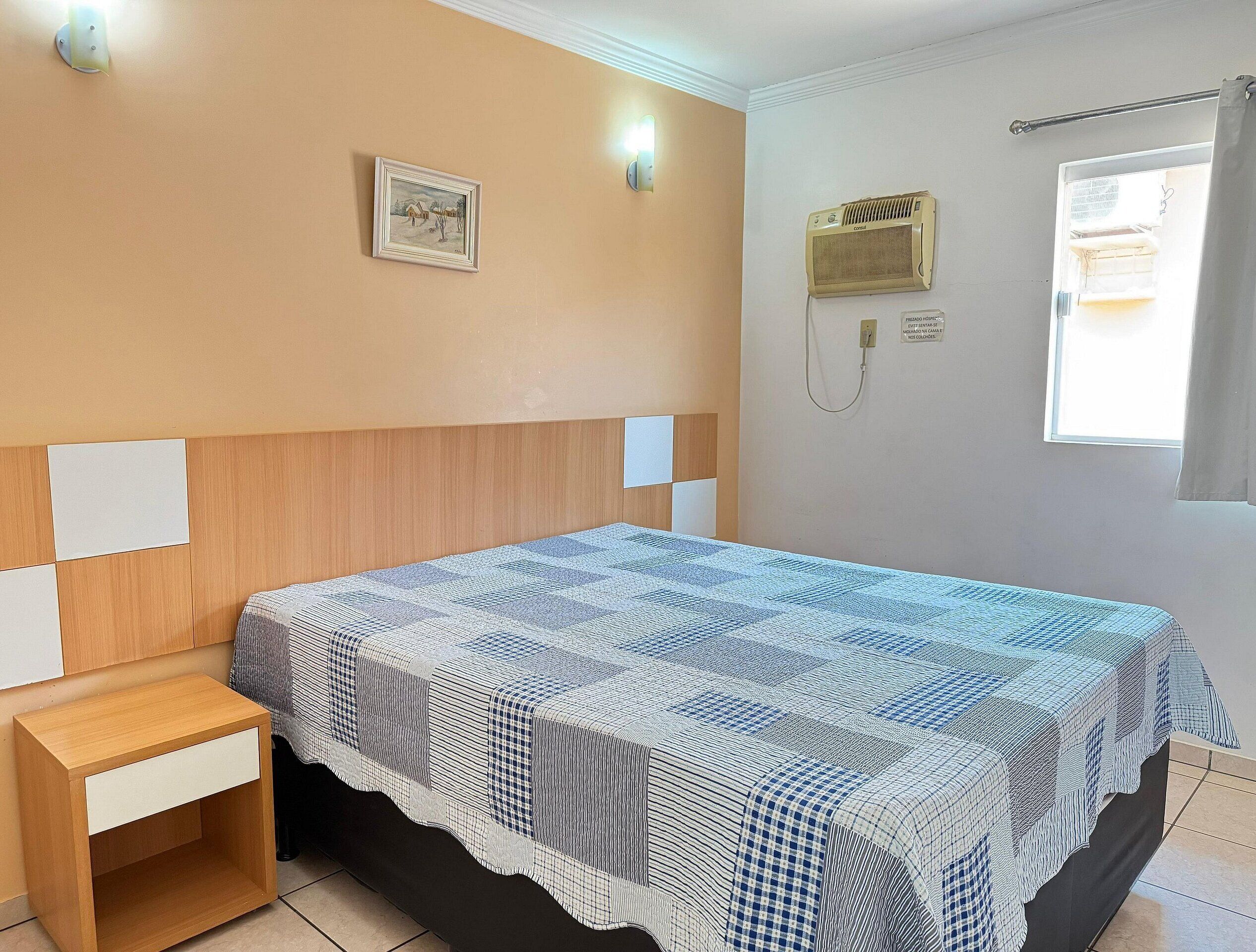 Rideaux occultants, chambres insonorisées, Wi-Fi gratuit